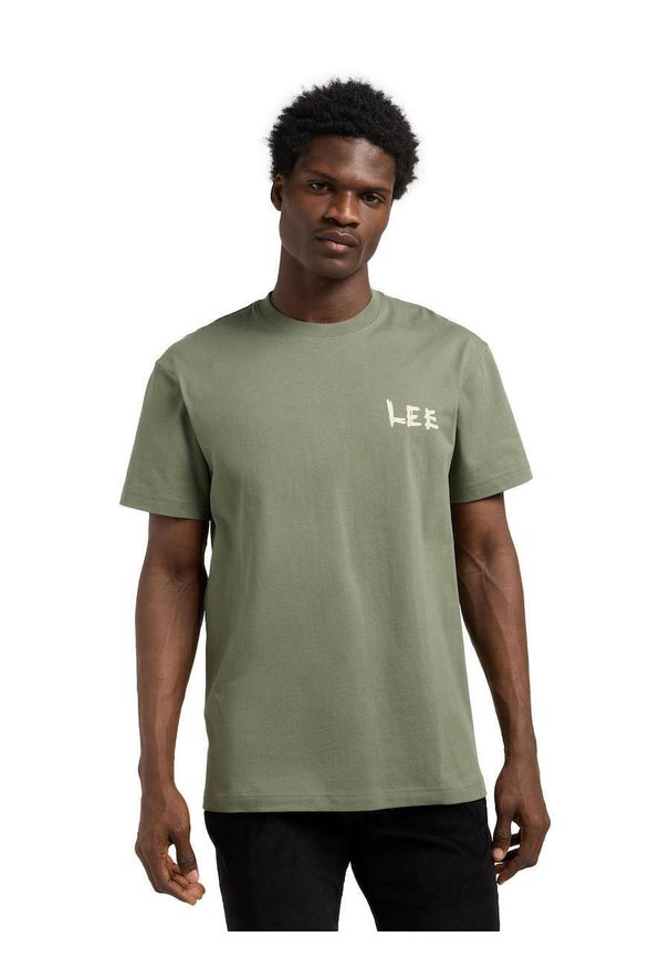 Lee - MESKA KOSZULKA LEE ELEVATED ESS LOGO TEE OLIVE STONE 112370701