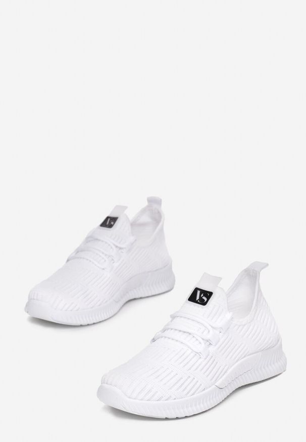 Born2be - Białe Buty Sportowe Westtide. Nosek buta: okrągły. Zapięcie: bez zapięcia. Kolor: biały. Materiał: materiał. Szerokość cholewki: normalna. Wzór: aplikacja