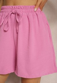 Renee - Różowe Szorty o Luźnym Kroju High Waist z Gumką w Talii Vimallora. Okazja: na imprezę. Stan: podwyższony. Kolor: różowy. Sezon: lato. Styl: elegancki #4