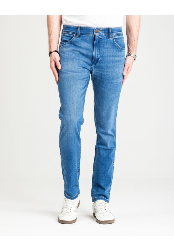 Wrangler - MESKIE SPODNIE WRANGLER LARSTON RUSTIC 112350841. Okazja: na co dzień. Styl: elegancki, klasyczny, sportowy, casual, vintage