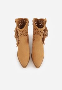 Renee - Brązowe Ażurowe Botki Typu Kowbojki na Stożku Ozdobione Frędzlami Pentora. Kolor: brązowy. Materiał: jeans. Wzór: aplikacja, ażurowy. Obcas: na stożku #8