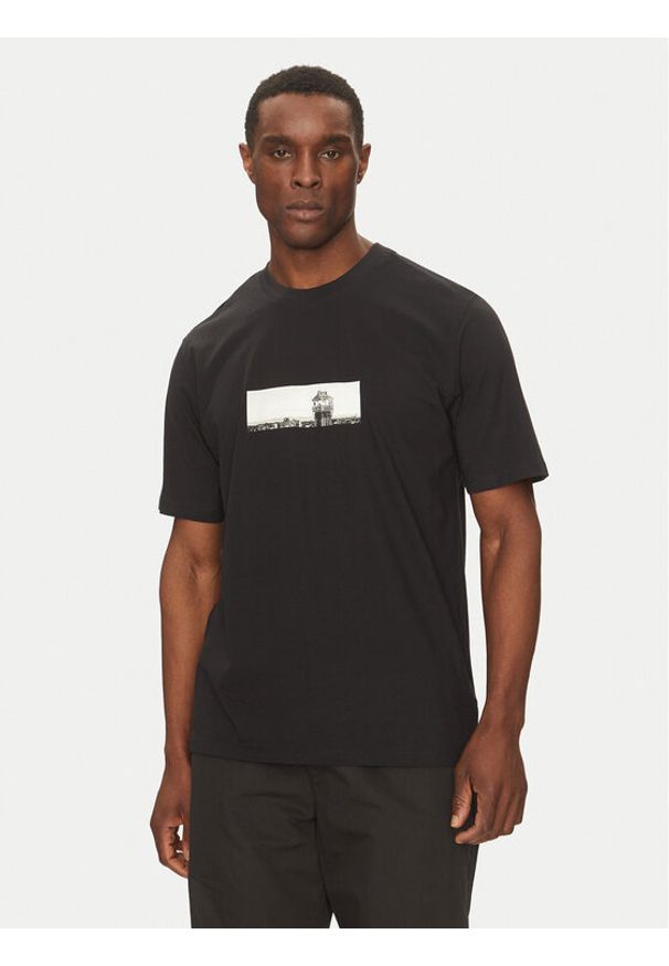 Jack & Jones T-Shirt Pacer Photo 12273775 Czarny Relaxed Fit. Kolor: czarny. Materiał: bawełna