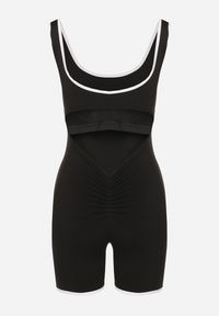 Born2be - Czarny Kombinezon w Sportowym Stylu z Efektem Push Up i Ozdobną Lamówką Lunarella. Okazja: na co dzień. Kolor: czarny. Materiał: jeans. Długość rękawa: na ramiączkach. Styl: sportowy