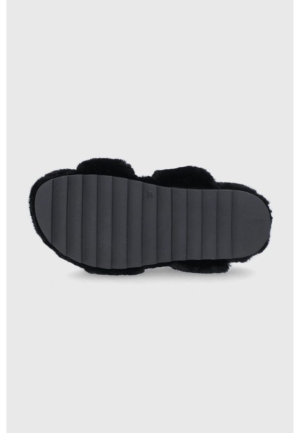 Chiara Ferragni - Klapki Double Strap. Kolor: czarny. Materiał: guma