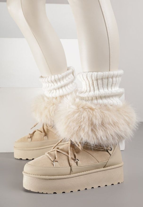 Renee - Beżowe Śniegowce na Platformie Ozdobione Futerkiem Teswena. Okazja: na co dzień. Kolor: beżowy. Materiał: futro. Wzór: aplikacja. Sezon: zima. Obcas: na platformie. Styl: elegancki, casual, klasyczny