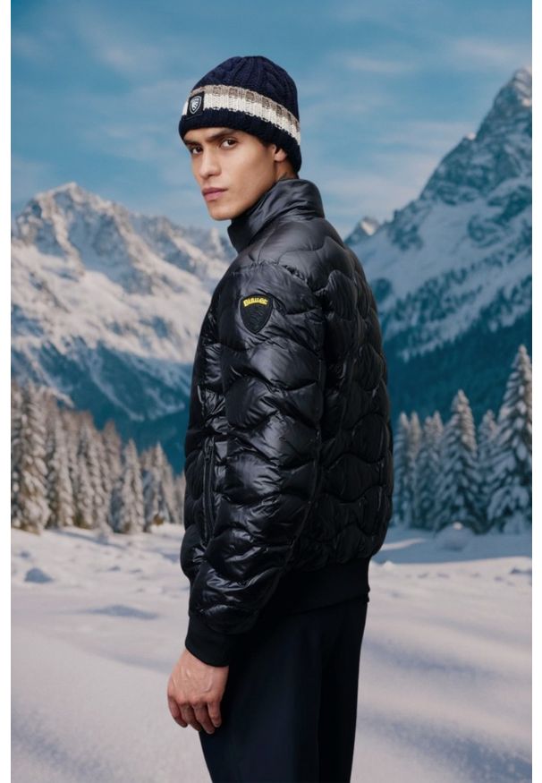 Blauer USA - BLAUER Czarna kurtka męska Daniel Short Jackets, Rozmiar L. Kolor: czarny. Materiał: poliamid