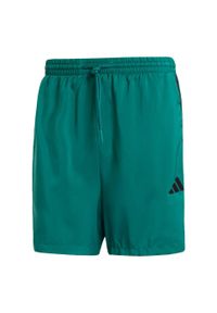 Adidas - Szorty Essentials 3-Stripes Chelsea. Kolor: zielony, czarny, wielokolorowy. Materiał: materiał. Sport: fitness
