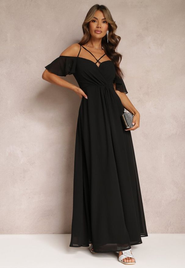 Renee - Czarna Rozkloszowana Sukienka Maxi o Kopertowym Fasonie na Cienkich Ramiączkach Burwena. Okazja: na wesele, na ślub cywilny. Kolor: czarny. Długość rękawa: na ramiączkach. Typ sukienki: kopertowe. Długość: maxi