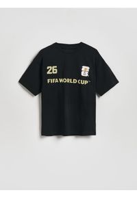 Reserved - T-shirt FIFA World Cup - czarny. Kolor: czarny. Materiał: bawełna, dzianina #1