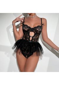 Intica - Komplet bielizny koronkowej z baskinką na romantyczne wieczory Sunnefa. Kolor: czerwony. Materiał: koronka. Wzór: koronka #7