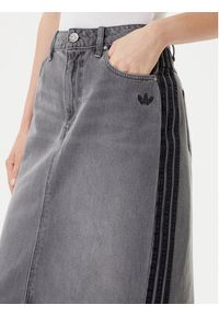 Adidas - adidas Spódnica jeansowa adicolor 3-Stripes JW2659 Szary Regular Fit. Kolor: szary. Materiał: bawełna