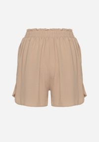 Born2be - Ciemnobeżowe Luźne Szorty z Wysokim Stanem Mevindrae. Okazja: na co dzień. Stan: podwyższony. Kolor: beżowy. Styl: klasyczny, elegancki, casual #7