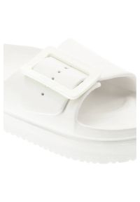 Big-Star - Białe Klapki Big Star Wygodne Obuwie Damskie Na Platformie. Okazja: na co dzień. Kolor: biały. Materiał: materiał. Sezon: lato. Obcas: na platformie. Styl: casual, elegancki #2