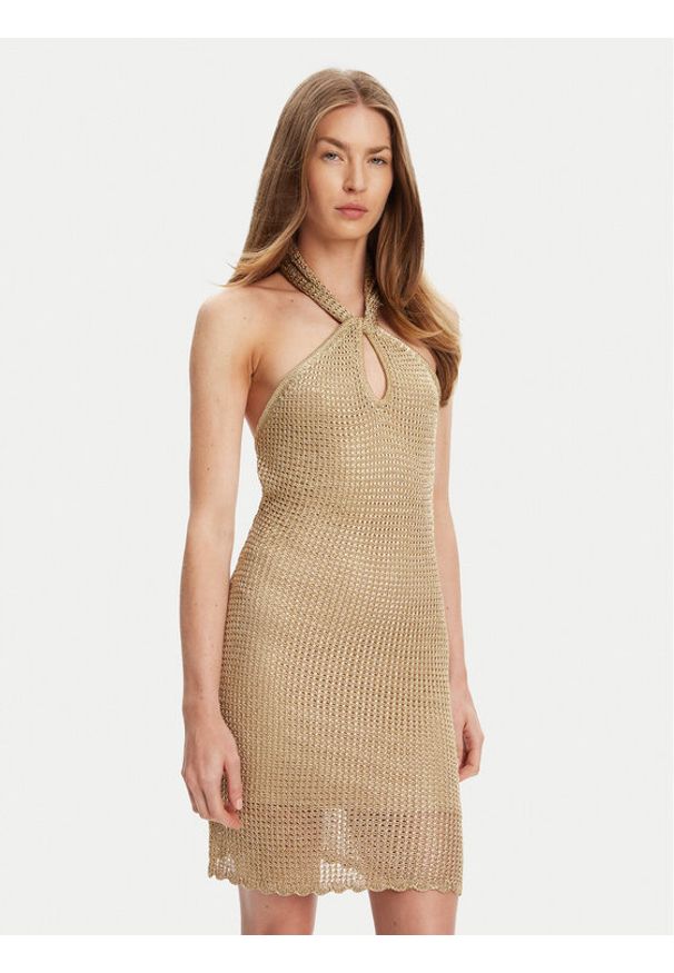 Guess Sukienka dzianinowa W5YK34 Z24F0 Złoty Slim Fit. Kolor: złoty. Materiał: wiskoza