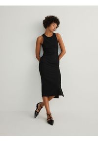 Reserved - Dzianinowa sukienka - czarny. Kolor: czarny. Materiał: dzianina. Wzór: gładki #1