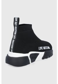 Love Moschino Buty kolor czarny na platformie. Nosek buta: okrągły. Kolor: czarny. Materiał: guma. Szerokość cholewki: normalna. Obcas: na platformie #3