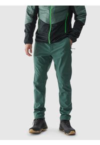 4f - Spodnie trekkingowe softshell membrana 5000 męskie - zielone. Kolor: zielony. Materiał: softshell. Sport: turystyka piesza