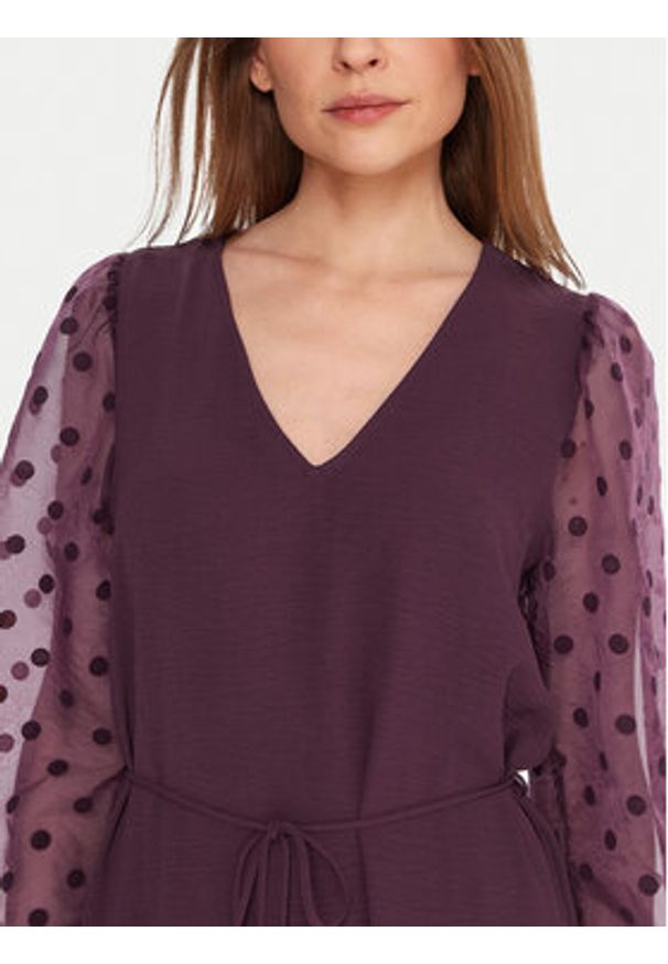 Vero Moda Sukienka koktajlowa Alva 10337473 Fioletowy Regular Fit. Kolor: fioletowy. Materiał: syntetyk. Styl: wizytowy