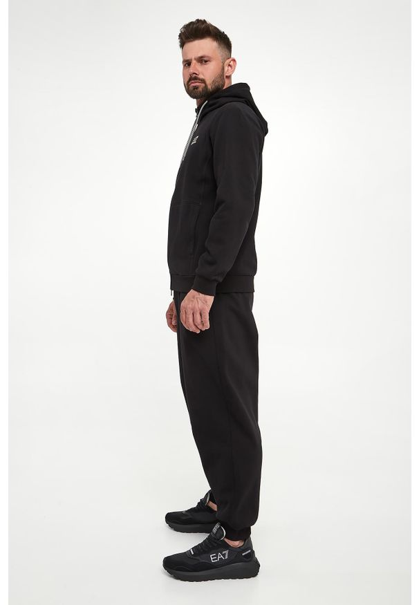 EA7 Emporio Armani - Dres. Materiał: dresówka