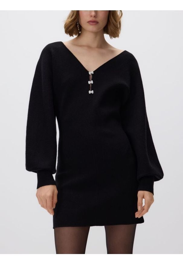 Reserved - Dzianinowa sukienka mini - czarny. Kolor: czarny. Materiał: dzianina. Długość: mini