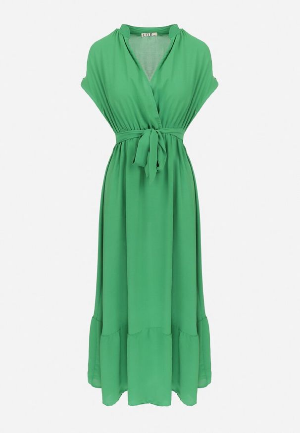 Born2be - Zielona Sukienka Maxi Wiązana W Pasie z Gumką w Talii Vynyndu. Typ kołnierza: kołnierzyk stójkowy, dekolt kopertowy. Kolor: zielony. Długość rękawa: krótki rękaw. Typ sukienki: rozkloszowane, kopertowe. Długość: maxi