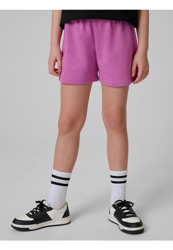 4f - 4F Spodenki dresowe dziewczęce - fioletowe 128 (7-8 lat). Kolor: fioletowy. Materiał: dresówka. Sezon: lato. Sport: turystyka piesza