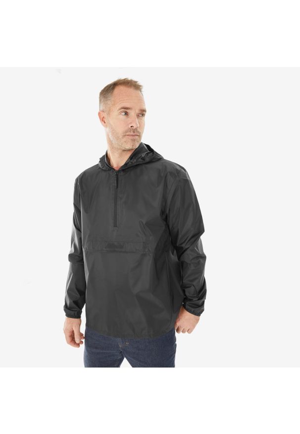 quechua - Kurtka turystyczna męska Quechua Raincut suwak pod szyją wodoodporna. Kolor: czarny. Materiał: poliester, materiał. Sport: turystyka piesza