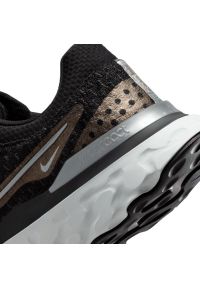 Buty do biegania Nike React Infinity Run Flyknit 3 W DD3024-009 czarne. Kolor: czarny. Materiał: materiał, tkanina, syntetyk. Szerokość cholewki: normalna. Sport: bieganie #7