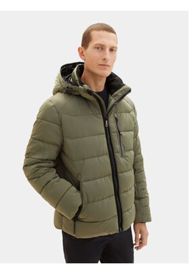 Tom Tailor Kurtka puchowa 1037342 Zielony Regular Fit. Kolor: zielony. Materiał: syntetyk