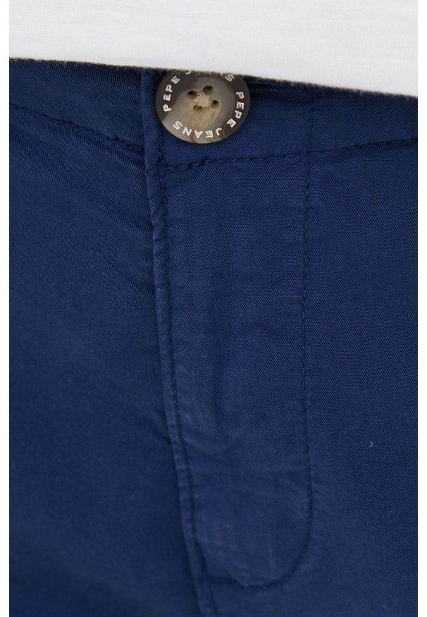 Pepe Jeans szorty JUNIE damskie kolor granatowy gładkie medium waist. Okazja: na co dzień. Kolor: niebieski. Materiał: materiał. Wzór: gładki. Styl: casual