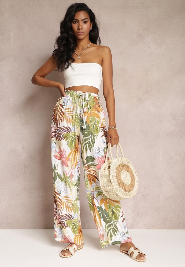 Renee - Białe Szerokie Spodnie w Kwiaty z Gumką w Pasie Alaysa. Kolor: biały. Materiał: tkanina, wiskoza. Wzór: kwiaty