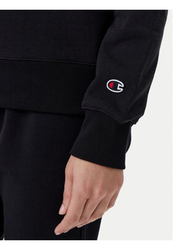 Champion Bluza 117752 Czarny Regular Fit. Kolor: czarny. Materiał: bawełna