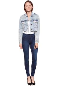 Wrangler - DAMSKA KURTKA JEANSOWA WRANGLER RETRO CROP JACKET WRAINBOW WASH W417RI24K 112128793. Materiał: jeans. Styl: retro #10