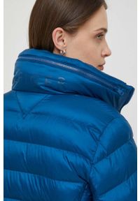 TOMMY HILFIGER - Tommy Hilfiger kurtka damska kolor niebieski przejściowa. Typ kołnierza: kaptur. Kolor: niebieski. Materiał: poliester #7