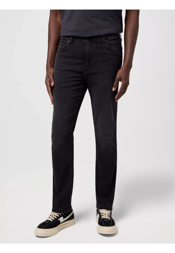 Wrangler - MĘSKIE SPODNIE WRANGLER LARSTON BLACK FOG 112371657