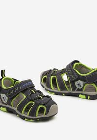 Born2be - Granatowo-Zielone Sandały Sportowe na Rzepy z Wkładką ze Skóry Naturalnej Wavia. Zapięcie: rzepy. Kolor: niebieski. Materiał: skóra. Styl: sportowy