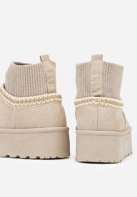Born2be - Beżowe Śniegowce VICES na Grubej Podeszwie z Haftem i Skarpetkową Cholewką Enantia. Okazja: na co dzień. Kolor: beżowy. Materiał: jeans. Szerokość cholewki: normalna. Wzór: haft. Styl: casual, elegancki #6