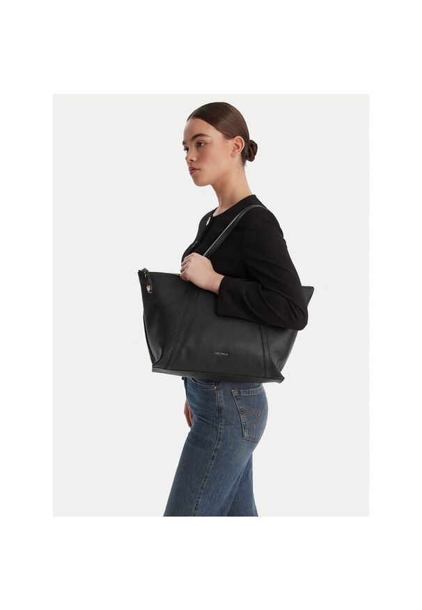 Torebka Coccinelle. Kolor: czarny