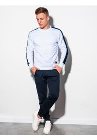 Ombre Clothing - Bluza męska bez kaptura - biała B1081 - XXL. Typ kołnierza: bez kaptura. Kolor: biały. Materiał: bawełna, poliester. Wzór: aplikacja #3