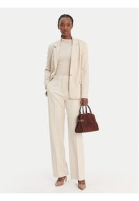 Guess Spodnie materiałowe W6RB02 WH9Y2 Beżowy Regular Fit. Kolor: beżowy. Materiał: syntetyk #3
