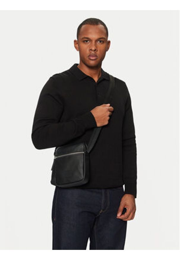 Hugo - HUGO Saszetka Ethon 2 50535669 Czarny. Kolor: czarny. Materiał: skóra