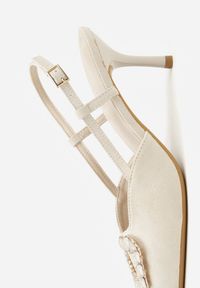 Born2be - Jasnobeżowe Sandały na Szpilce z Cyrkoniową Klamrą Elinvyra. Okazja: na co dzień. Zapięcie: klamry. Kolor: beżowy. Materiał: jeans. Obcas: na szpilce. Styl: casual #6