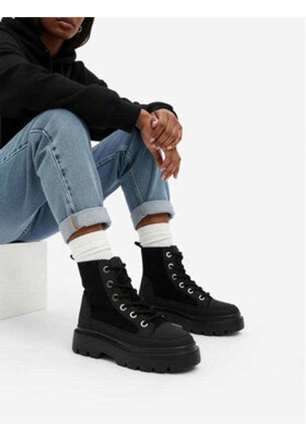 Roxy Trzewiki CEO-V12-1125 Czarny. Kolor: czarny. Materiał: materiał