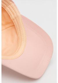 Guess czapka kolor różowy z aplikacją. Kolor: różowy. Wzór: aplikacja #3