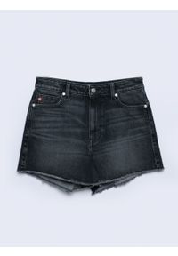 Big-Star - Szorty damskie jeansowe z linii Authentic czarne z przetarciami Authentic Girl 913. Okazja: na spacer. Stan: podwyższony. Kolor: czarny. Materiał: jeans. Sezon: lato. Styl: elegancki