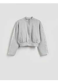Reserved - Bluza z koronkowym zdobieniem - jasnoszary. Kolor: szary. Materiał: koronka. Wzór: aplikacja #1