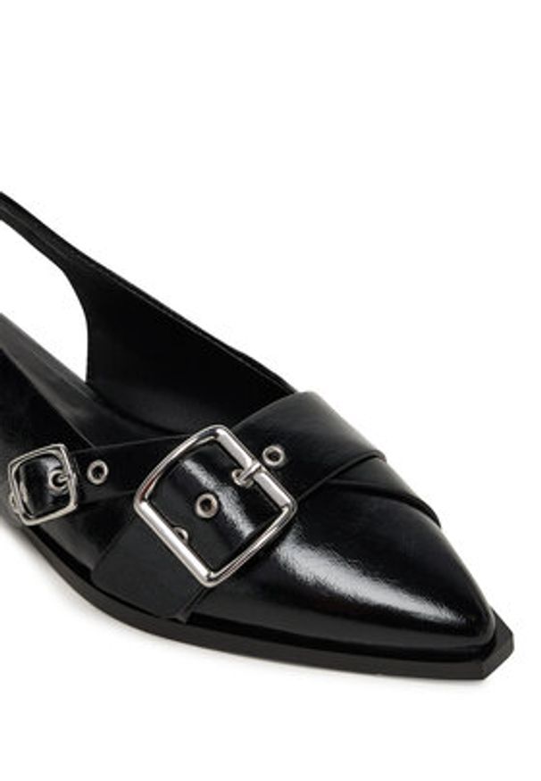 Steve Madden Baleriny SM11003901 Czarny. Kolor: czarny. Materiał: skóra