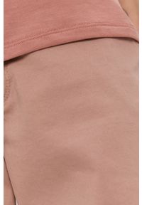 JDY - Jacqueline de Yong Spodnie damskie kolor różowy proste high waist. Okazja: na co dzień. Stan: podwyższony. Kolor: różowy. Materiał: bawełna. Styl: casual