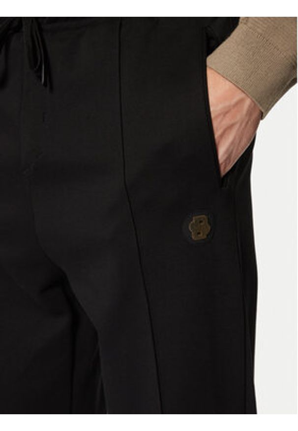 BOSS Spodnie dresowe Hadiko TL 50543434 Czarny Regular Fit. Kolor: czarny. Materiał: bawełna