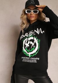 Renee - Czarna Bluza z Polarem i Nadrukiem Thalindra. Typ kołnierza: kaptur. Kolor: czarny. Materiał: polar. Wzór: nadruk. Styl: elegancki
